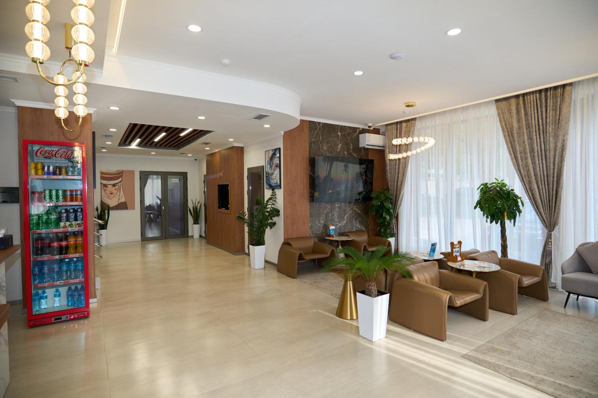 Crown Hotel Bishkek Exterior photo