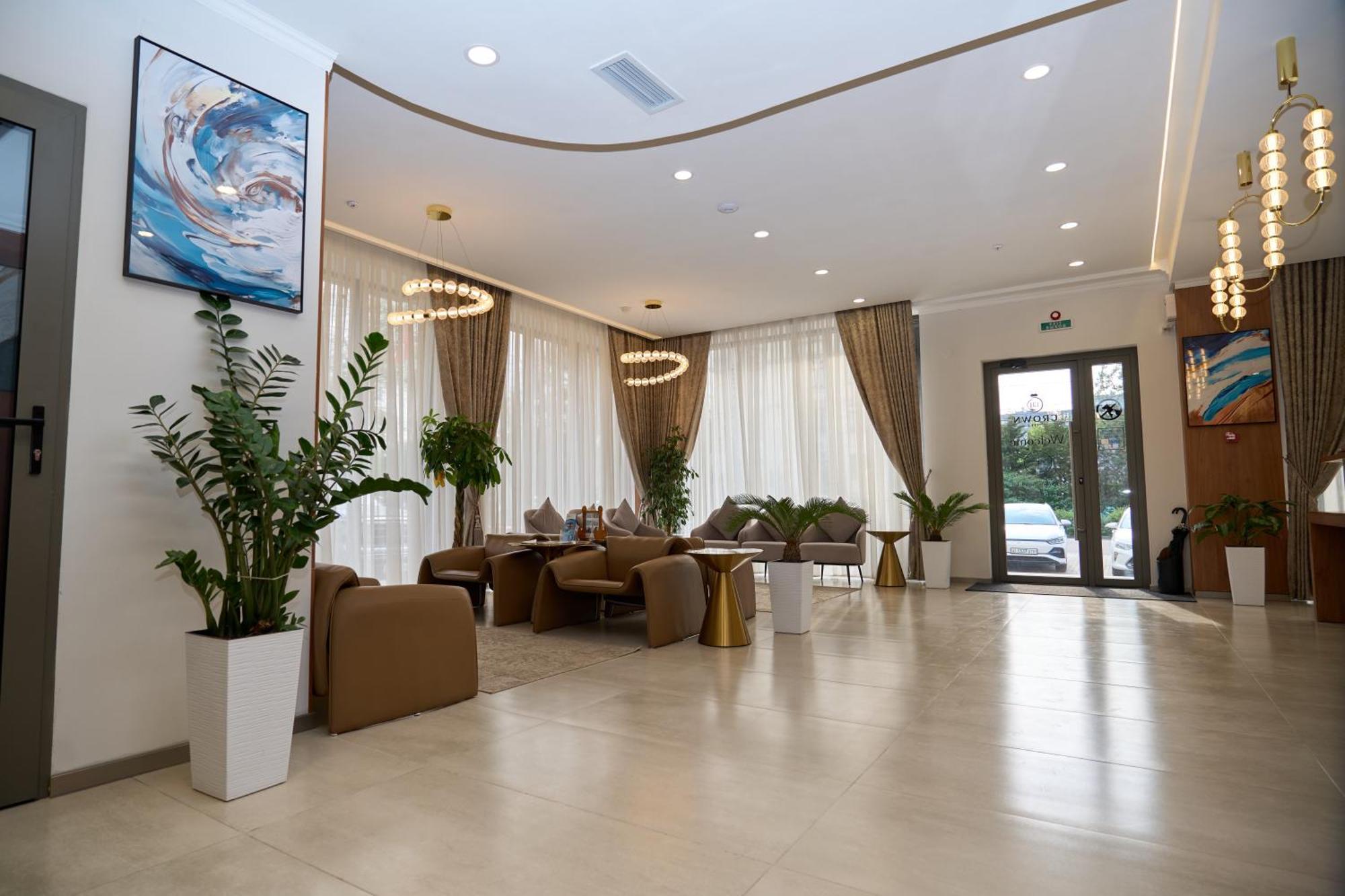 Crown Hotel Bishkek Exterior photo